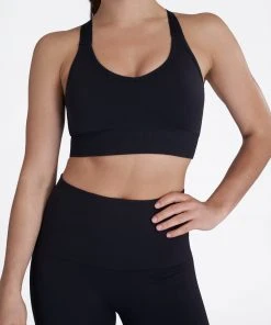 Spanx Look At Me Now Low Impact Sports Bra 14 Spanx Look At Me Now Low Impact Sports Bra