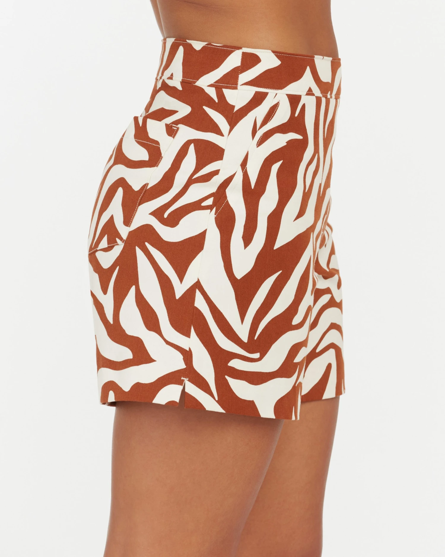 Spanx On-the-Go Printed Shorts, 6" New Arrivals 8 Spanx On-the-Go Printed Shorts, 6" New Arrivals
