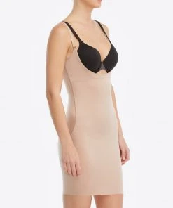 Shop All Shapewear Spanx Smartgrip™ Slips, Open-Bust Full Slip 13 Shop All Shapewear Spanx Smartgrip™ Slips, Open-Bust Full Slip