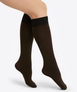 Spanx Two-Timin’! Reversible Socks