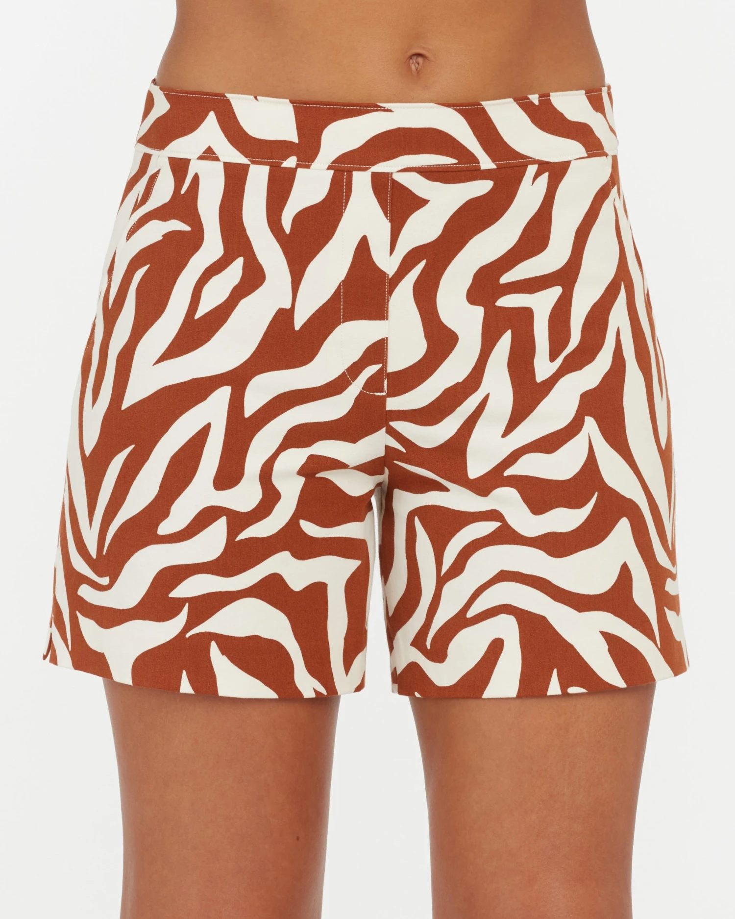 Spanx On-the-Go Printed Shorts, 6" New Arrivals 7 Spanx On-the-Go Printed Shorts, 6" New Arrivals