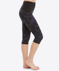 Spanx Booty Boost® Active Printed Cropped Leggings