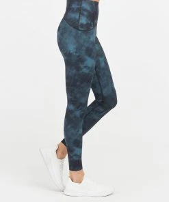 Spanx Booty Boost® Active Tie Dye Leggings 12 Spanx Booty Boost® Active Tie Dye Leggings