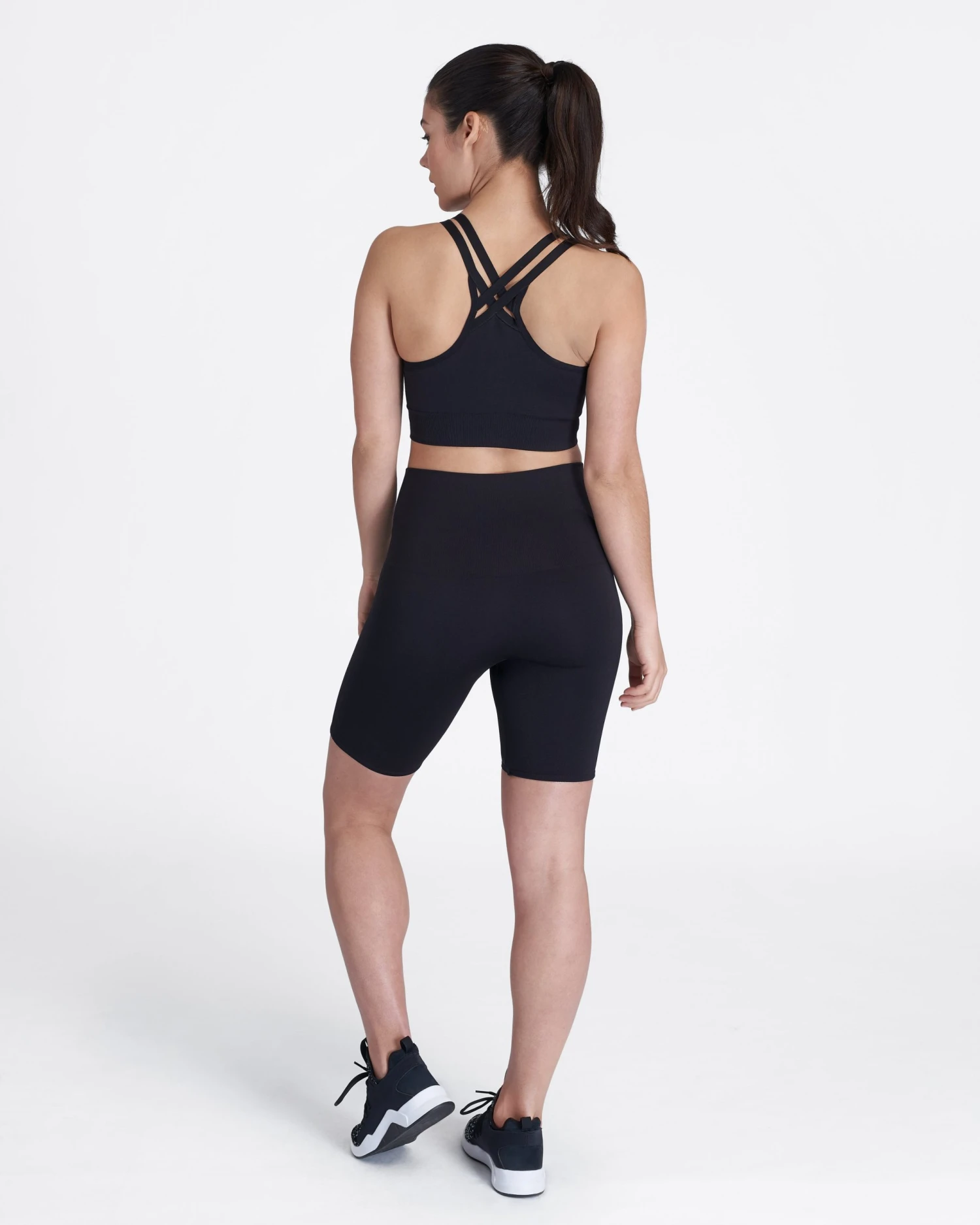 Spanx Look At Me Now Low Impact Sports Bra 6 Spanx Look At Me Now Low Impact Sports Bra