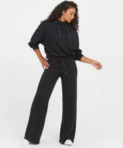 Spanx AirEssentials Wide Leg Pant