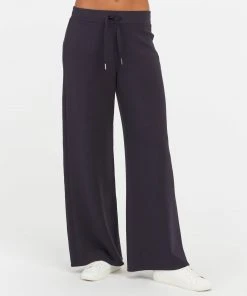 Spanx AirEssentials Wide Leg Pant