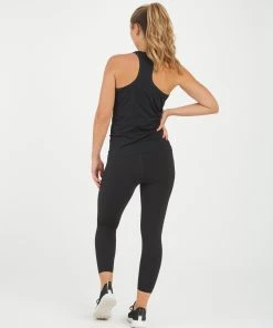 Spanx Active Every.Wear Icon 7/8 Leggings W/ Pocket 13 Spanx Active Every.Wear Icon 7/8 Leggings W/ Pocket