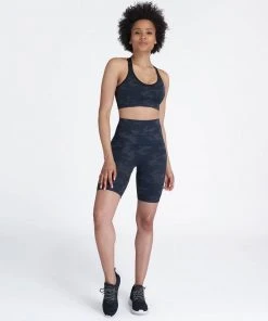Spanx Seamless Look At Me Now Bike Short