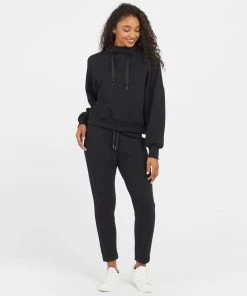 Spanx AirEssentials ‘At-the-Hip’ Pullover Best Sellers 15 Spanx AirEssentials ‘At-the-Hip’ Pullover Best Sellers