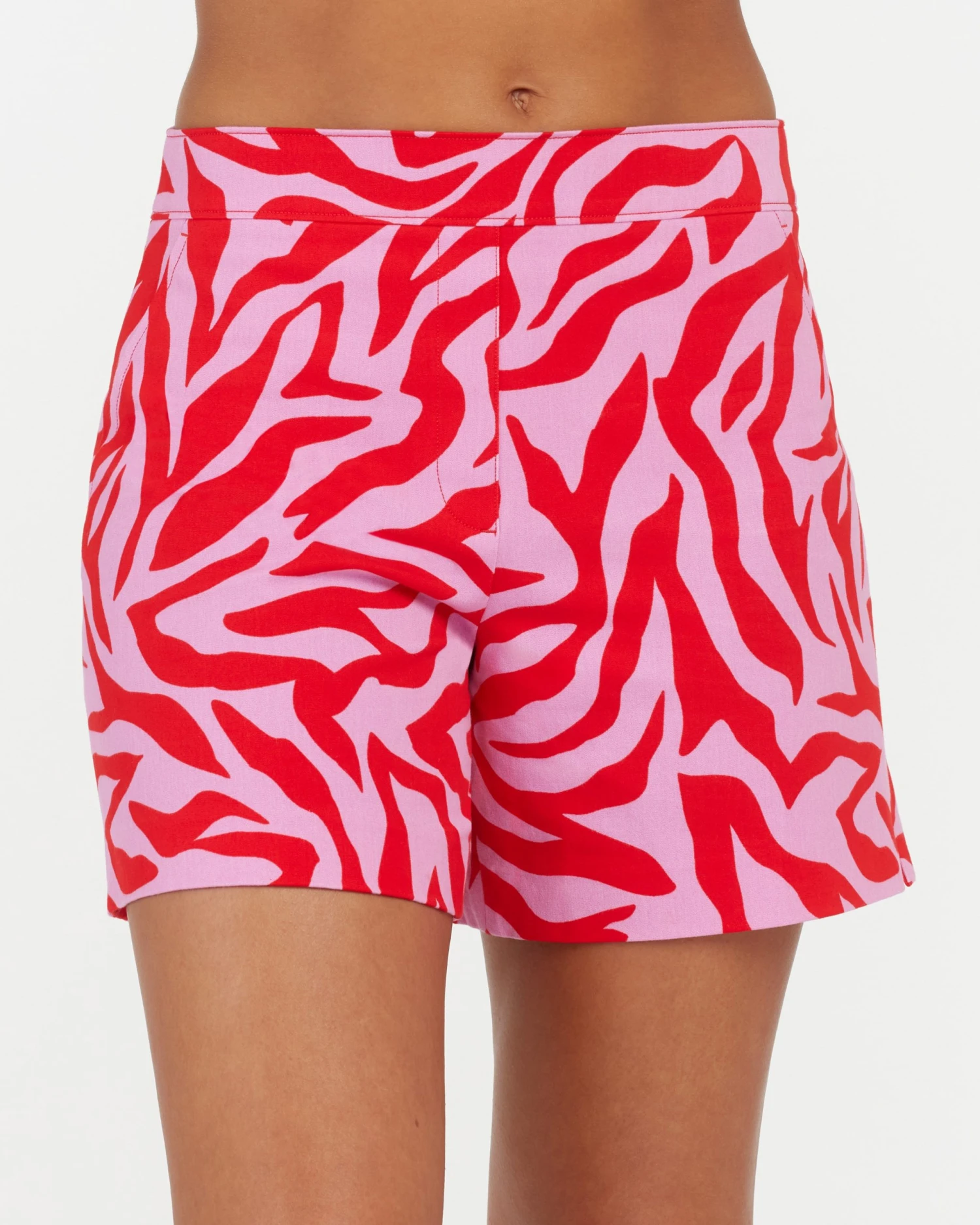Spanx On-the-Go Printed Shorts, 6" New Arrivals 13 Spanx On-the-Go Printed Shorts, 6" New Arrivals