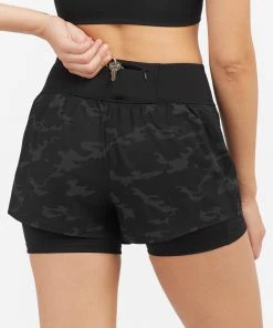 Spanx The Summer Shop The Get Moving Short, Camo