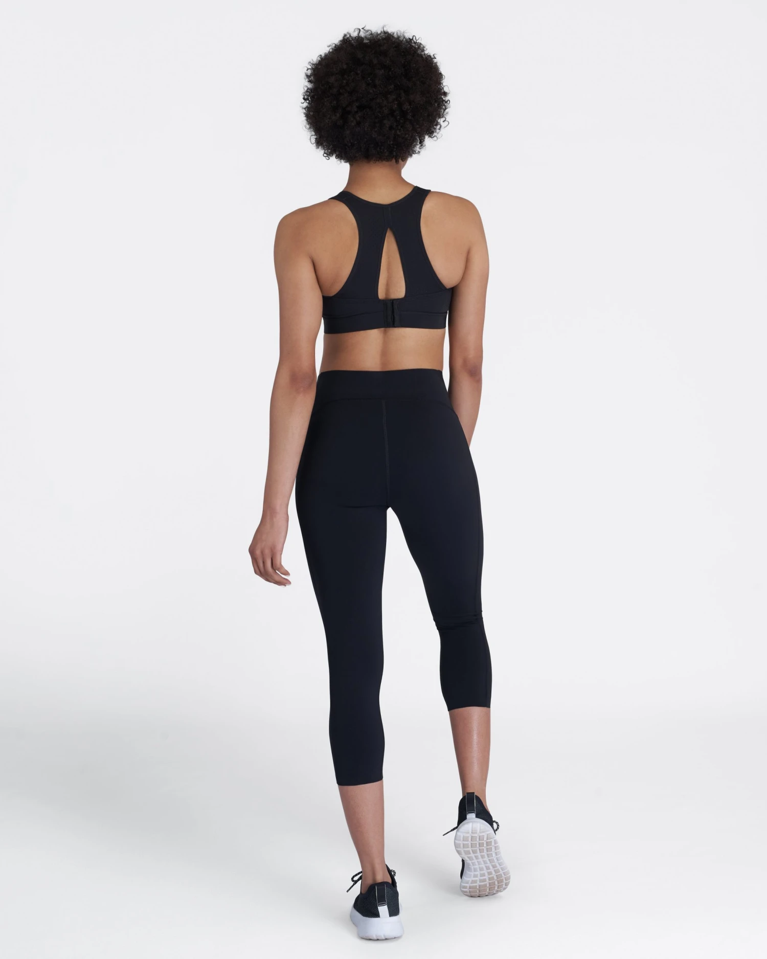 Spanx Every.Wear Active Icon Cropped Leggings 6 Spanx Every.Wear Active Icon Cropped Leggings