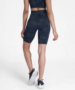 Spanx Seamless Look At Me Now Bike Short 15 Spanx Seamless Look At Me Now Bike Short
