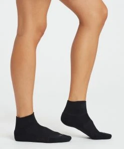 Spanx Active Arch Compression Crew Socks