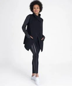 Spanx Every.Wear Gloss Side Stripe Leggings Active