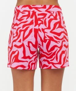 Spanx On-the-Go Printed Shorts, 6" New Arrivals 21 Spanx On-the-Go Printed Shorts, 6